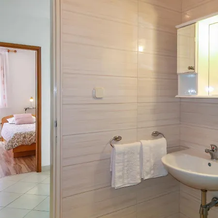 Klaudija - Rac145 By Interhome * Rabac